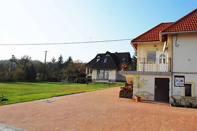 Ferienhaus mit Aussenpool und Panorama