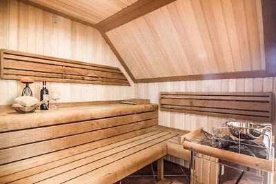 Ferienhaus mit Aussenpool, Whirlpool, Sauna u
