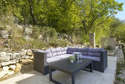 Ferienwohnung mit Garten, Balkon und
