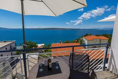 Studio mit Gemeinschaftspool und Balkon