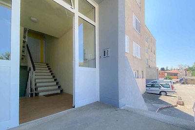 Ferienwohnung Balkon mit Möbeln