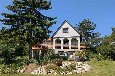 Ferienhaus mit Panorama und Internet