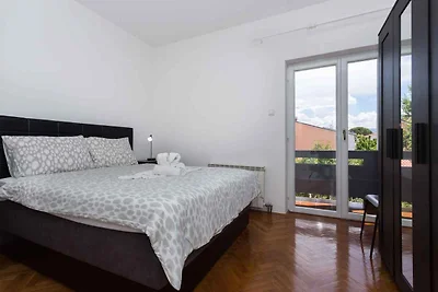 Ferienwohnung mit Terrasse und Klimaanlage