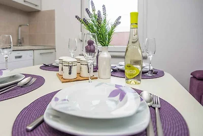 Ferienwohnung mit Klimaanlage und Balkon