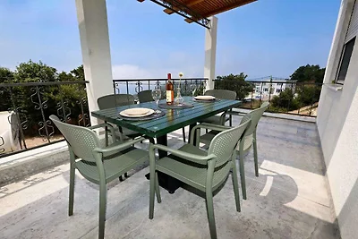 Ferienwohnung mit Terrasse und Klimaanlage