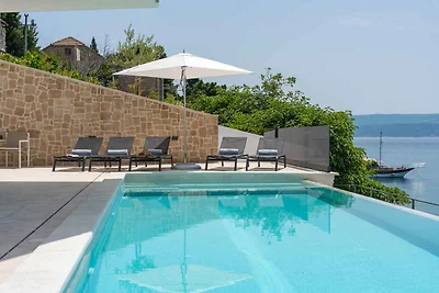 Ferienhaus mit Aussenpool