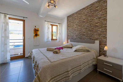 apartman za odmor Obiteljski odmor Vrboska