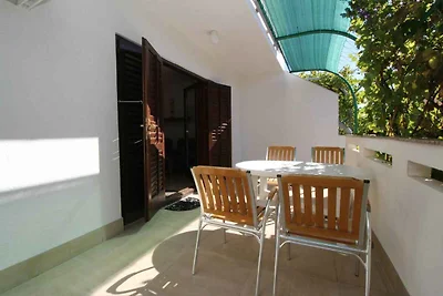 Ferienwohnung mit Terrasse und Klimaanlage