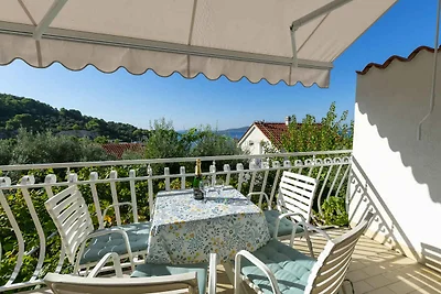 Ferienwohnung mit Terrasse und Grill