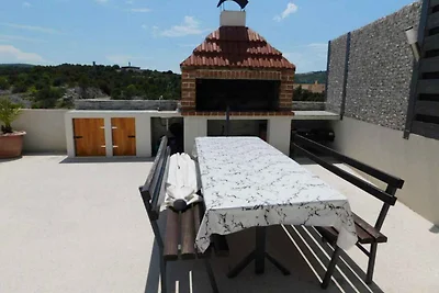 Gemütliche Ferienwohnung Huljev in Primošten 