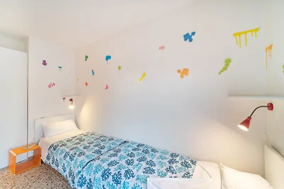 Ferienwohnung mit Klimaanlage und Balkon