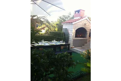 Appartamento Vacanza con famiglia Okrug Gornji