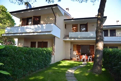 Ferienwohnung mit Terrase und Klimaanlage