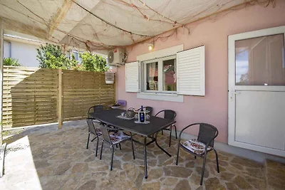 Ferienhaus mit Pool in der nähe vom Krka