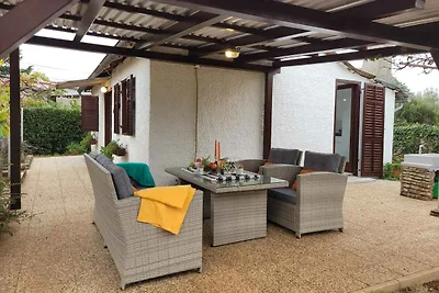 Ferienhaus 300 m zur Adria und mit Garten