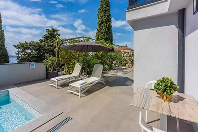 Ferienwohnung mit Pool und gemeinsamer