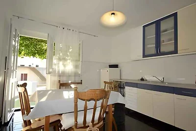 Ferienwohnung mit wunderschönen Dekoration un