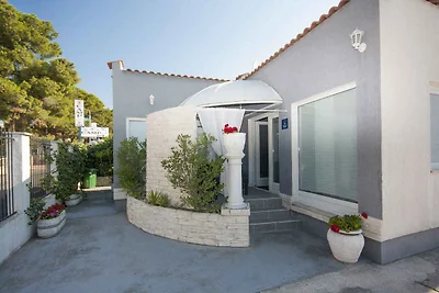 Ferienhaus mit Klimaanlage und Pool