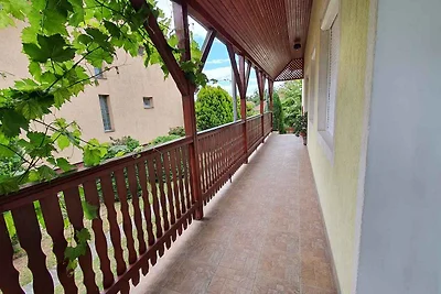 Ferienwohnung in ruhiger Lage mit Pool und