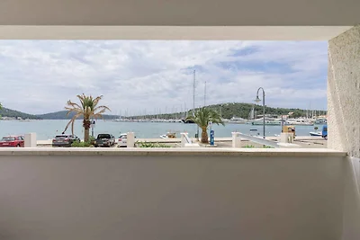 Appartamento Vacanza con famiglia Lokva Rogoznica