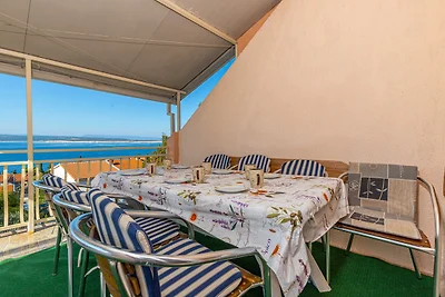 Ferienwohnung mit Meerblick und Klimaanlage