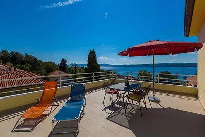 Ferienwohnung mit Balkon und Klimaanlage