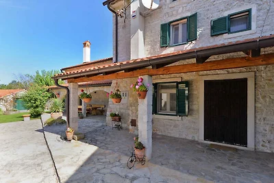 Ferienhaus mit Swimmingpool und Klimanlage