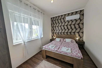Ferienhaus im Ortszentrum mit Klimaanlage und