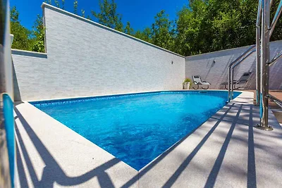Ferienwohnung mit Aussenpool