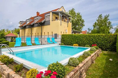 Ferienwohnung mit Klimaanlage, Pool, freiem