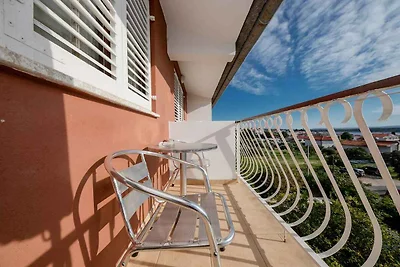 Ferienwohnung mit Pool und Meerblick