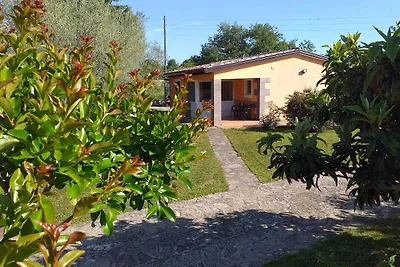 Ferienhaus mit Garten