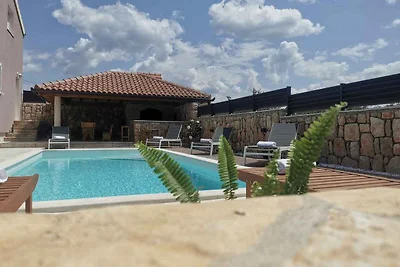 Ferienhaus mit Klimaanlage und Aussenpool