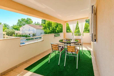 apartman za odmor Obiteljski odmor Nin