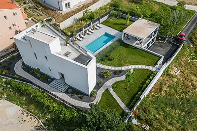 Casa de vacaciones Vacaciones de reposo Podstrana