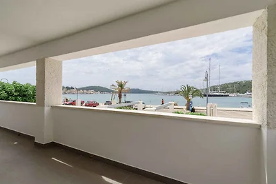 Appartamento Vacanza con famiglia Lokva Rogoznica
