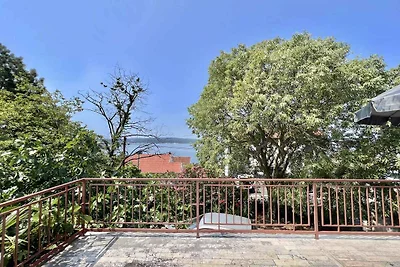 Ferienwohnung mit grossem Balkon