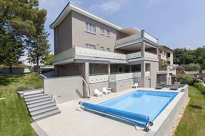 Ferienwohnung mit Klimaanlage und Pool