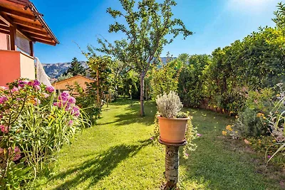 Studio mit 12 qm Terrasse in Zentrumsnähe