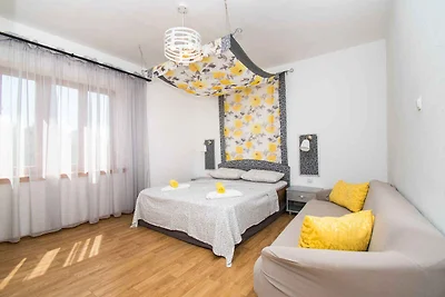 Ferienwohnung mit Klimaanlage und Terrasse