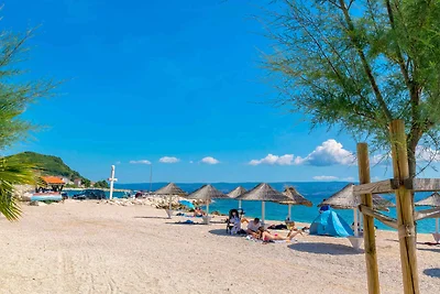 Appartamento Vacanza con famiglia Podstrana