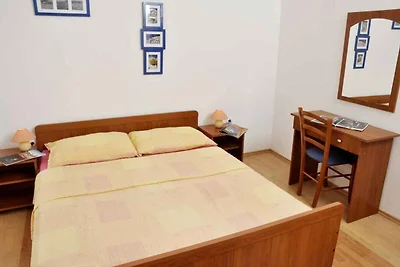 Komfortables Apartment mit 1 Schlafzimmer, mi