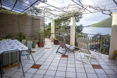 Ferienwohnung mit Terrasse und Meerblick