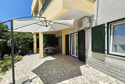 Ferienwohnung mit Garten, Klima, Internet und