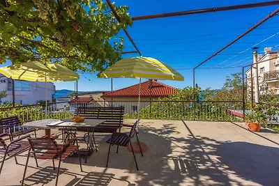 Ferienwohnung mit Terrasse, Klimaanlage und