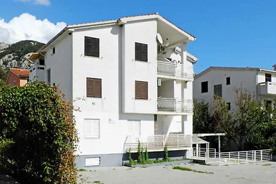 Ferienwohnung mit Terrasse und Klimaanage