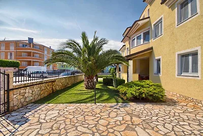 Ferienwohnung mit Balkon und Klimaanlage