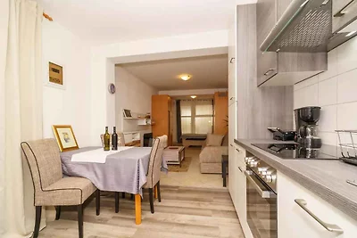 Studio mit Terrasse und Klimaanlage