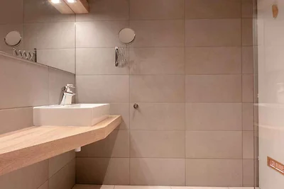 Ferienwohnung mit Klimaanlage und nur 220 m v