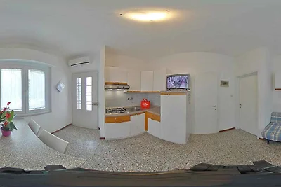 Ferienwohnung mit Klimaanlage und Balkon